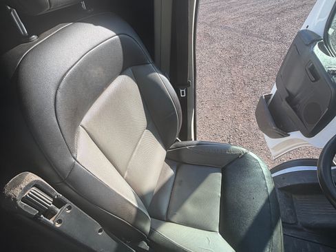 Used 2019 RAM ProMaster 2500 FWD image 17