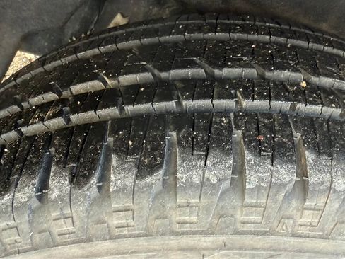 Used 2023 Ford Expedition XLT image 17