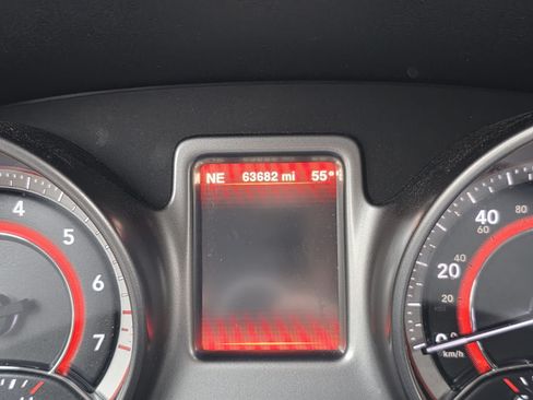 Used 2018 Dodge Journey Crossroad w/ Nav & Sun Group image 9