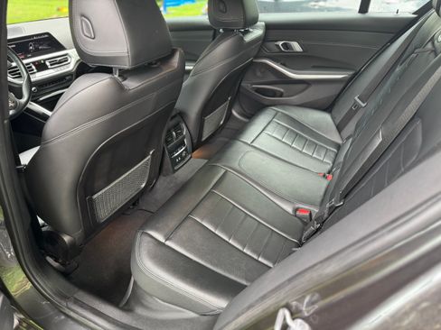 Used 2020 BMW 330i xDrive Sedan image 11