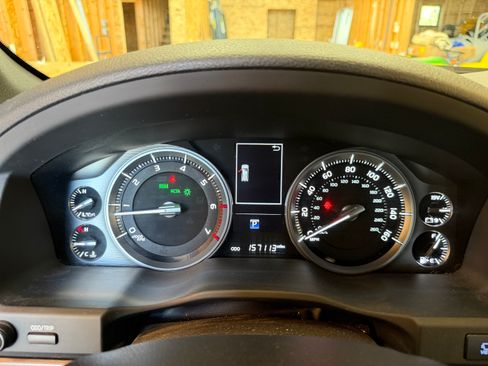 Used 2017 Toyota Land Cruiser AWD/4WD image 9