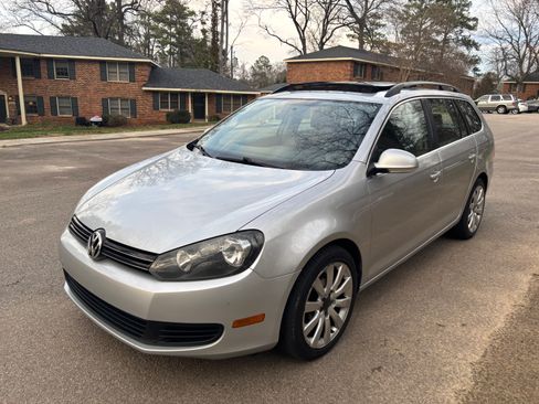 Used 2013 Volkswagen Jetta SE image 2