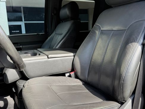 Used 2015 Ford F250 Lariat w/ Lariat Ultimate Package AWD/4WD image 11