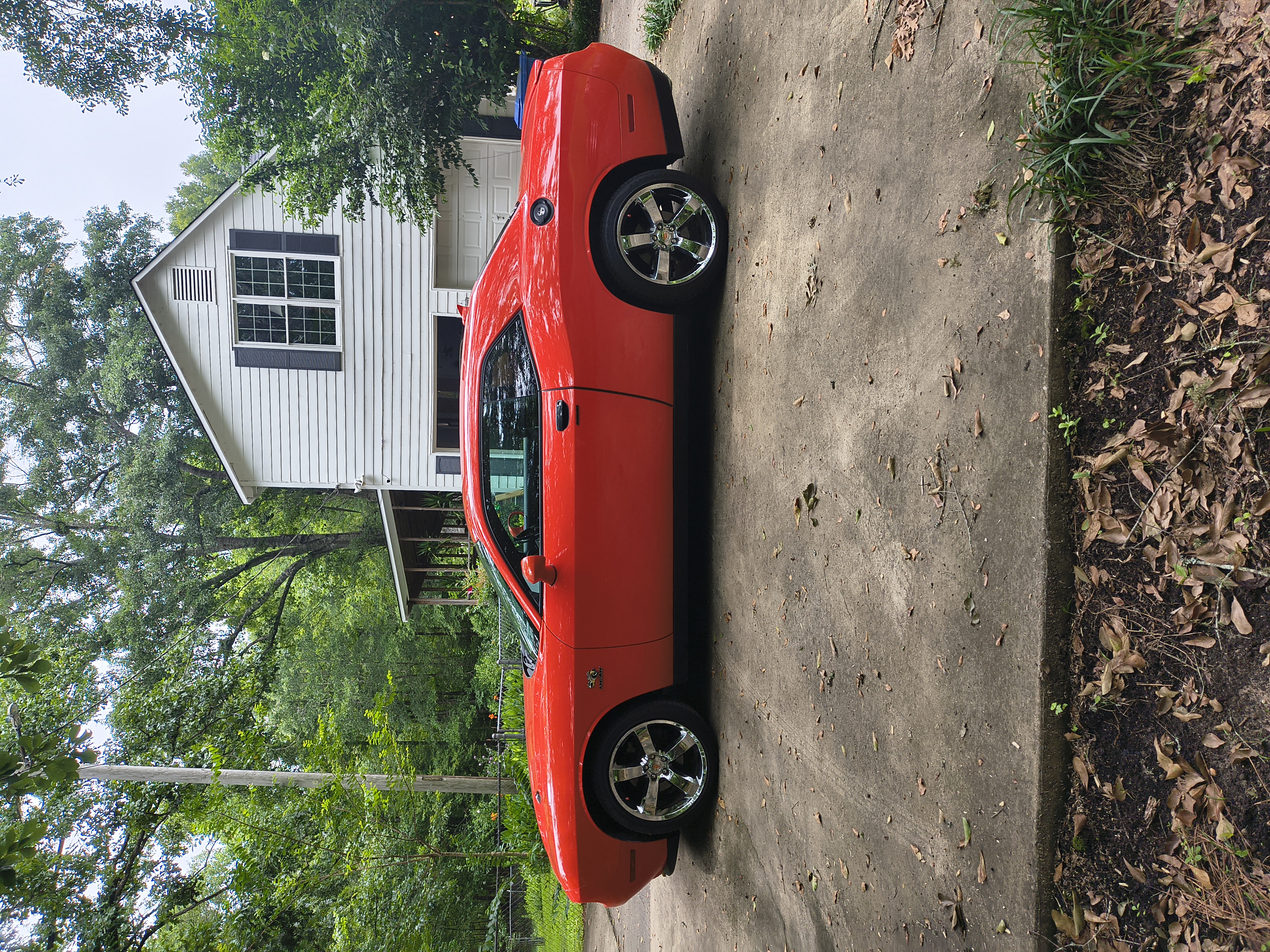 Used 2017 Dodge Challenger R/T w/ Sound Group RWD image 8