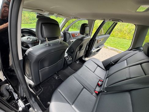 Used 2010 Mercedes-Benz GLK 350 4MATIC image 21