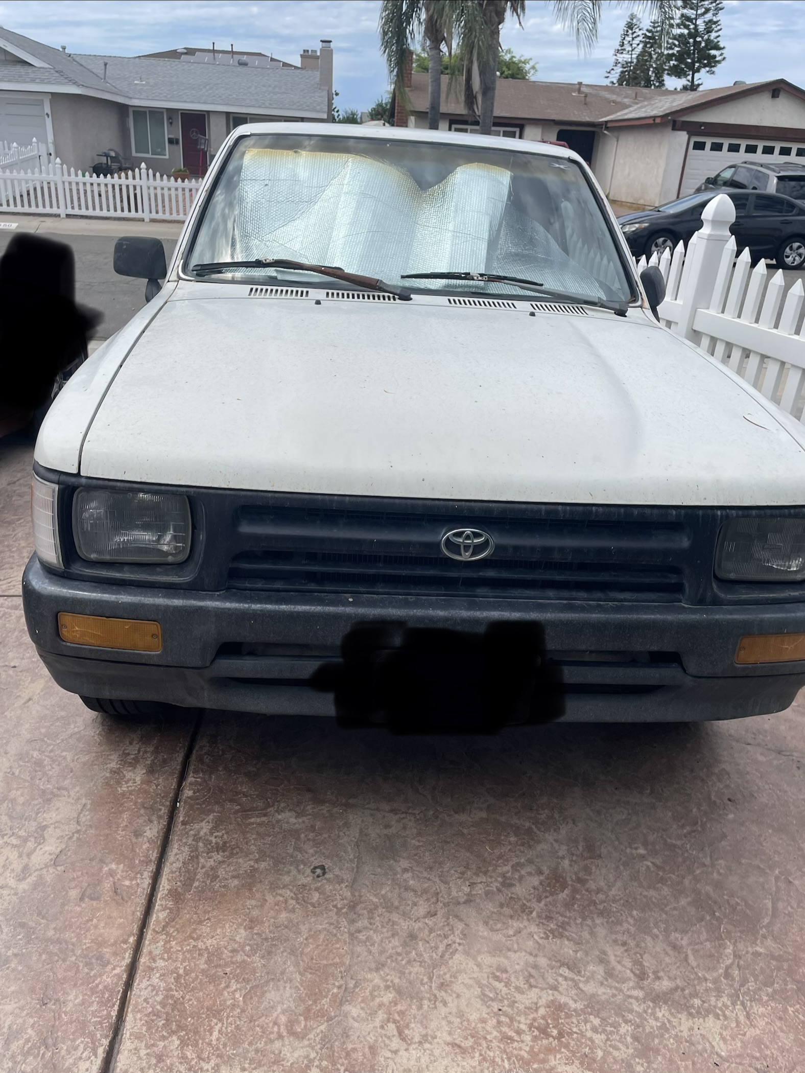 Used 1992 Toyota Pickup 2WD Regular Cab image 1