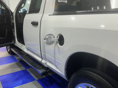Used 2017 RAM 1500 Express image 8