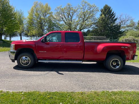 Used 2011 Chevrolet Silverado 3500 LTZ AWD/4WD image 5