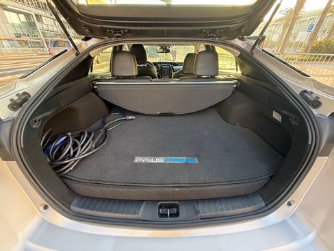 Used 2017 Toyota Prius Prime Advanced image 15