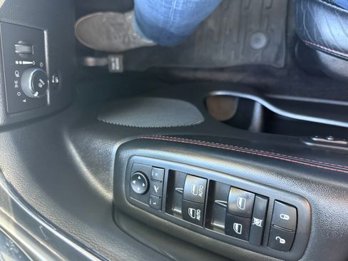 Used 2017 Jeep Grand Cherokee Trailhawk image 29