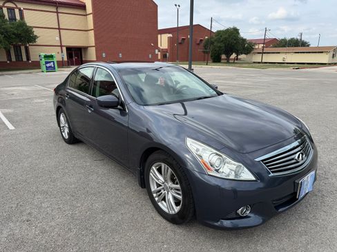 Used 2013 INFINITI G37 Journey w/ Premium Pkg image 5