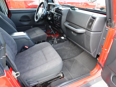 Used 2005 Jeep Wrangler Sport image 14