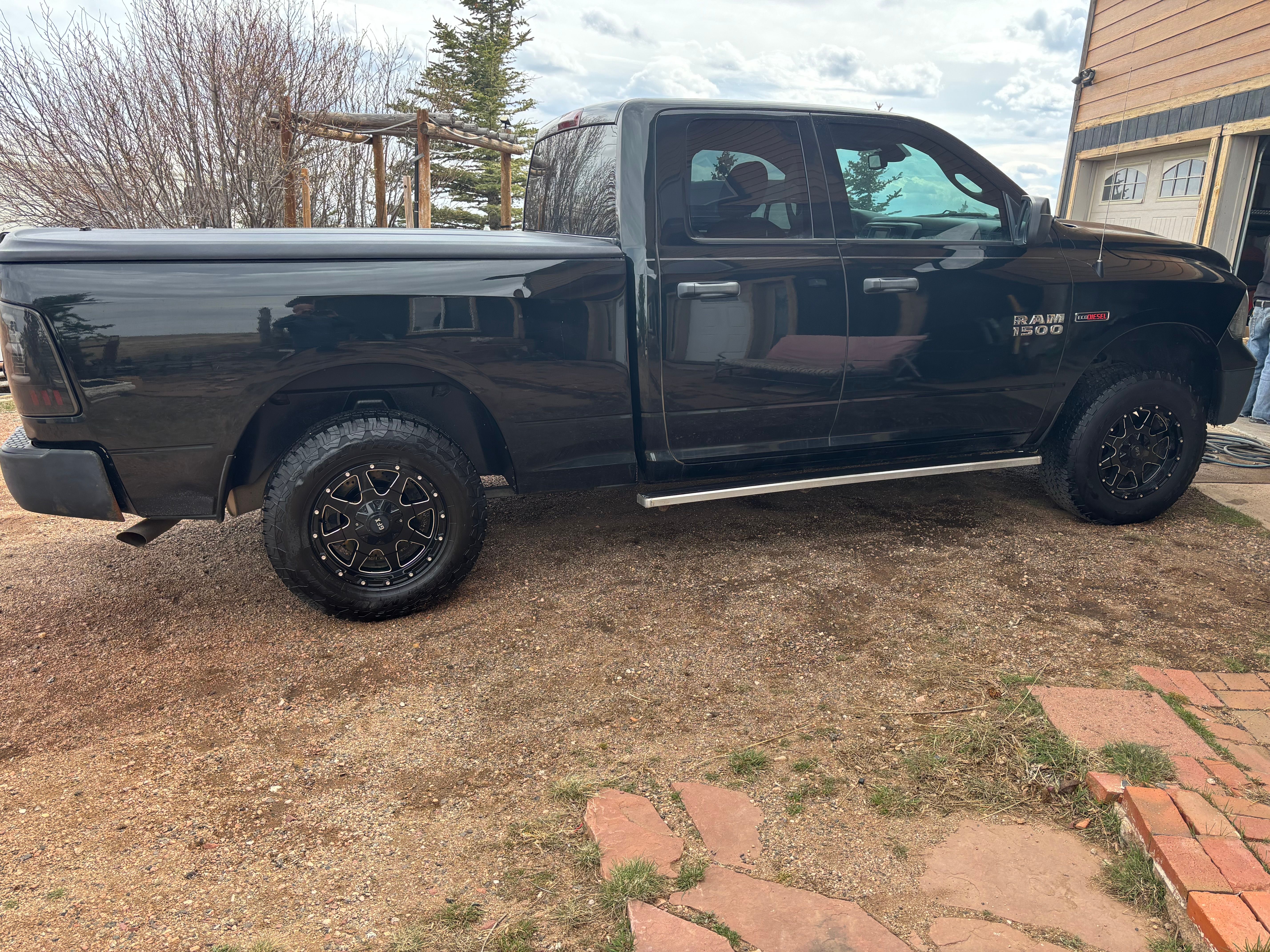 Used 2015 RAM 1500 Tradesman w/ Popular Equipment Group AWD/4WD image 2