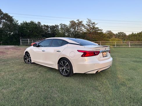 Used 2016 Nissan Maxima Platinum FWD image 4
