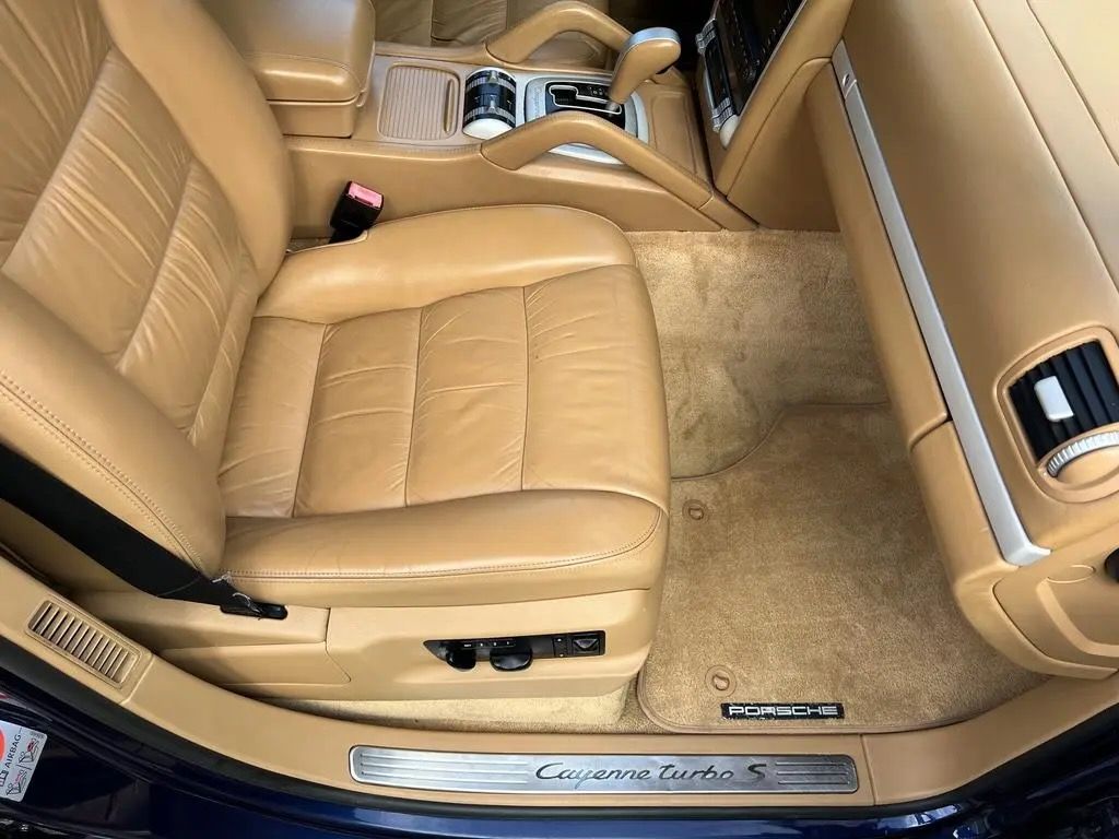 Used 2006 Porsche Cayenne Turbo S AWD/4WD image 14