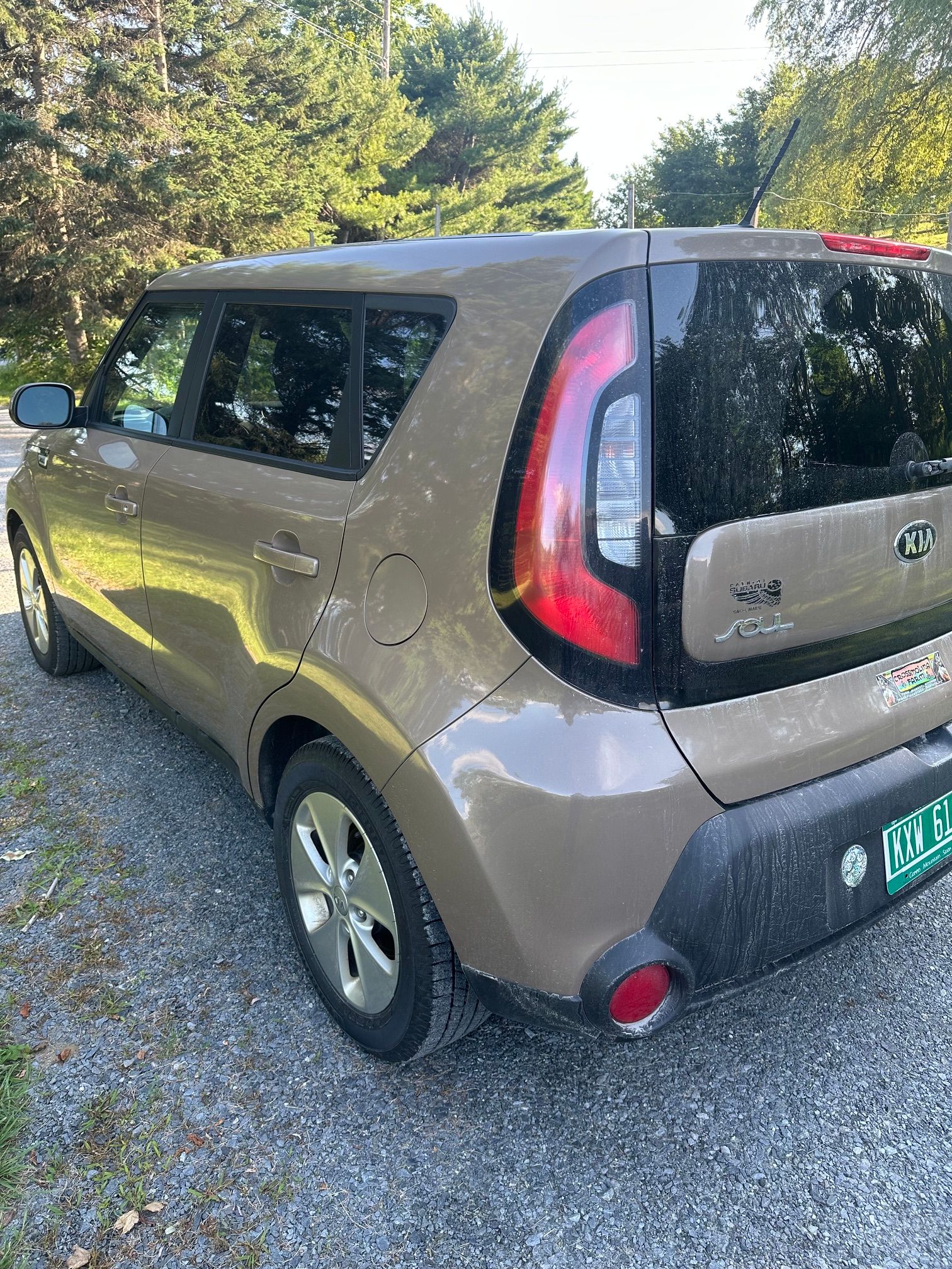 Used 2016 Kia Soul FWD image 2