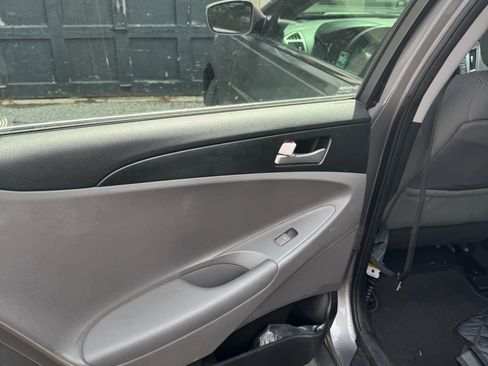 Used 2012 Hyundai Sonata GLS image 10