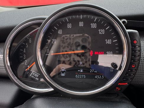 Used 2017 MINI Cooper 2-Door Hardtop image 16