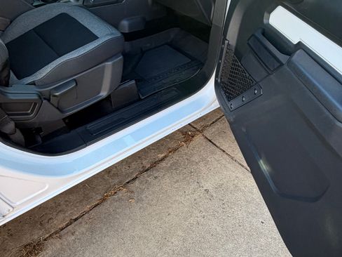 Used 2025 Ford Bronco Sport Utility 2D w/ Sasquatch Package image 22