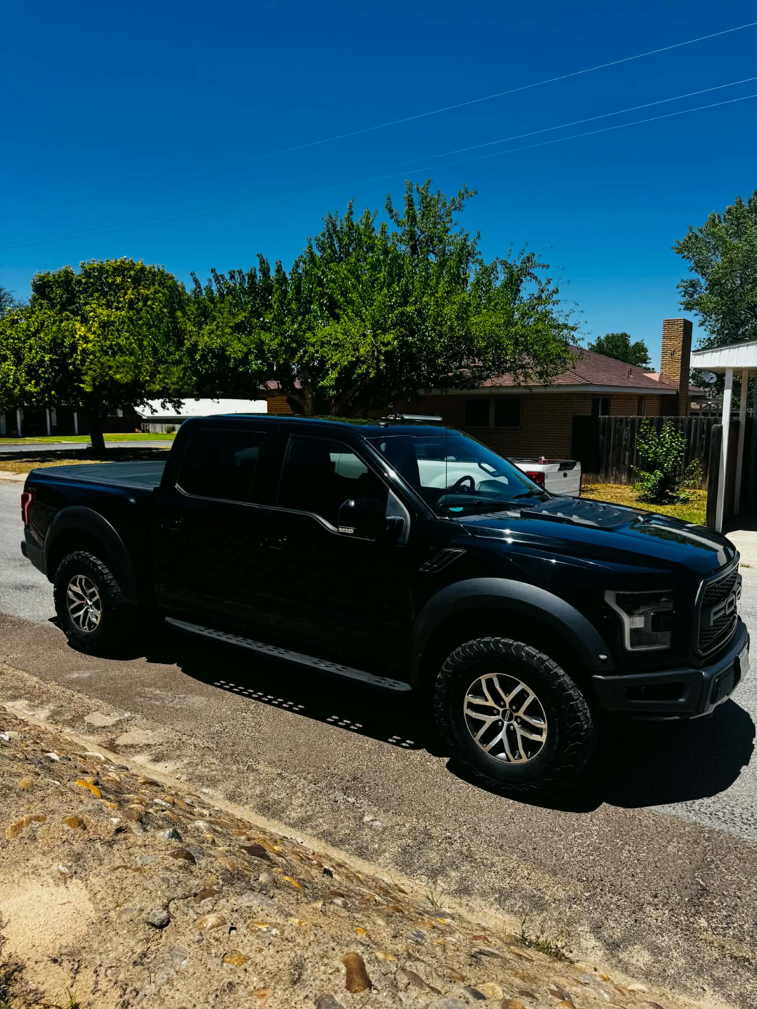 Used 2018 Ford F150 Raptor w/ Equipment Group 802A Luxury AWD/4WD image 4