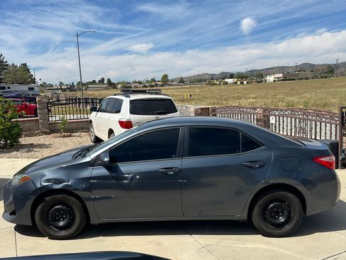 Used 2017 Toyota Corolla L w/ Carpet Mat Package (TMS) image 1