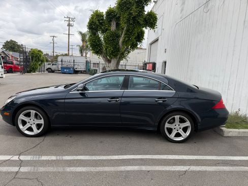 Used 2007 Mercedes-Benz CLS 550 image 6