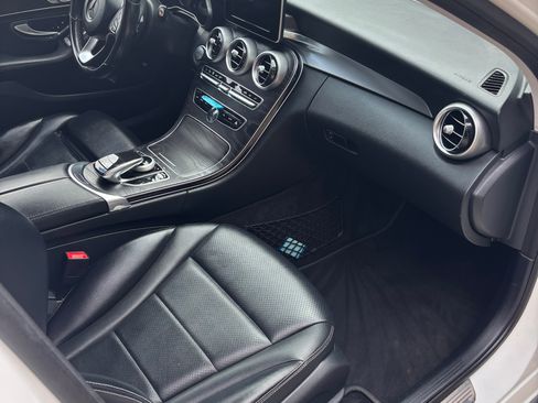 Used 2016 Mercedes-Benz C 300 Sedan image 11