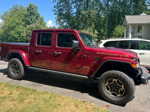 Used 2021 Jeep Gladiator Mojave AWD/4WD image 2