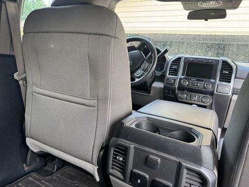 Used 2019 Ford F350 XLT w/ XLT Premium Package AWD/4WD image 10