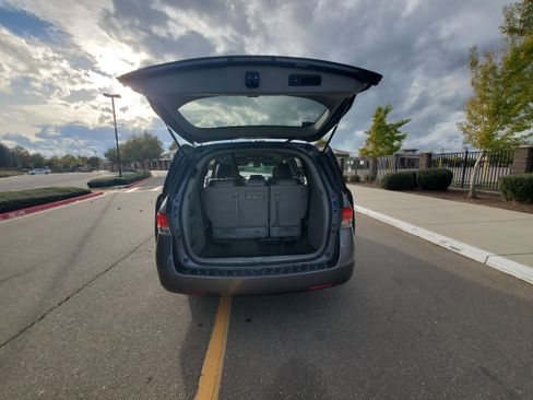 Used 2015 Honda Odyssey EX-L image 15