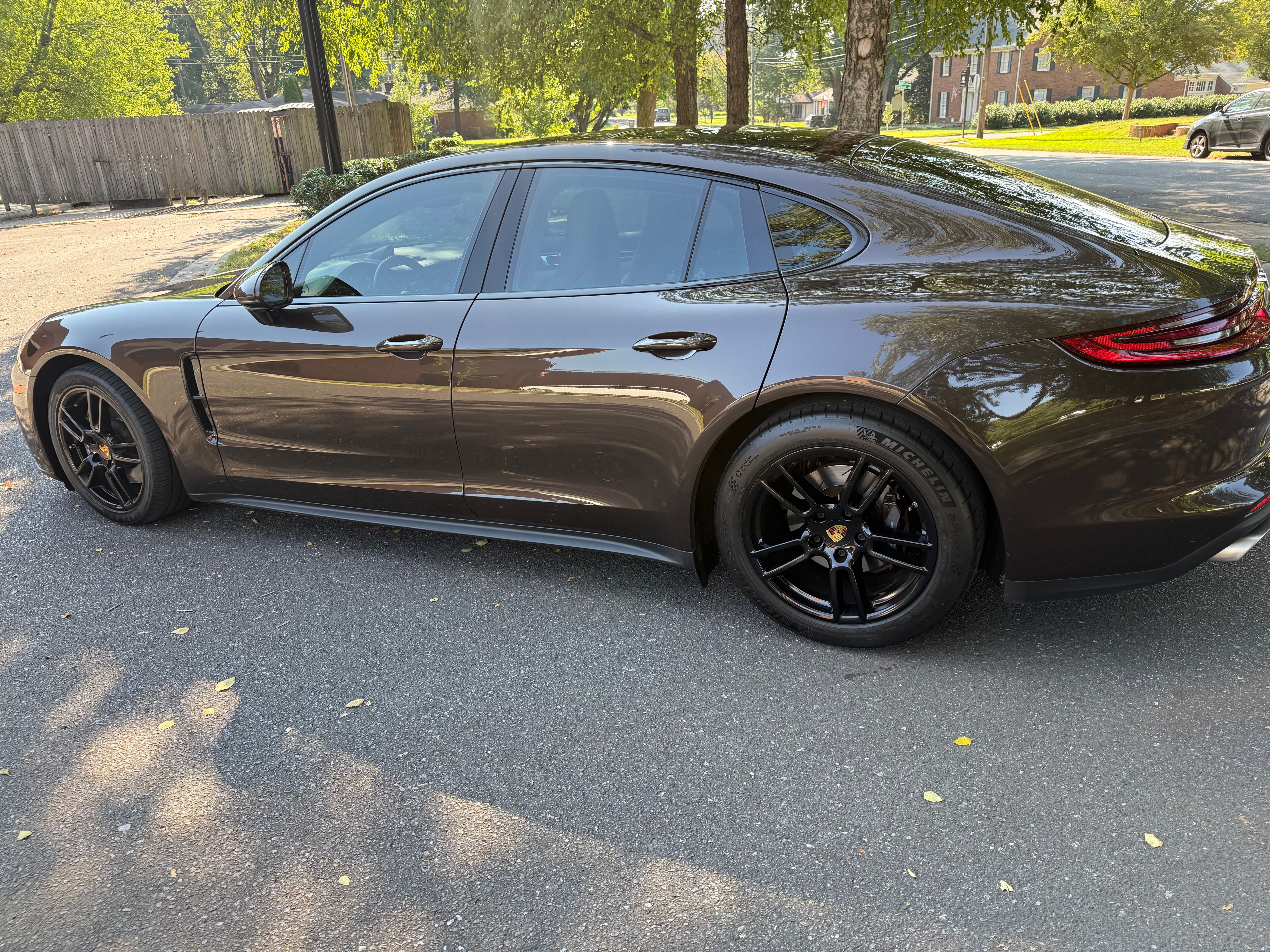 Used 2018 Porsche Panamera 4 AWD/4WD image 6