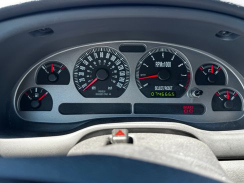 Used 2004 Ford Mustang Mach 1 image 10
