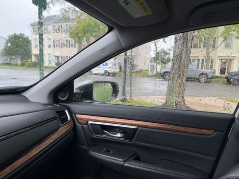 Used 2017 Honda CR-V EX-L image 1