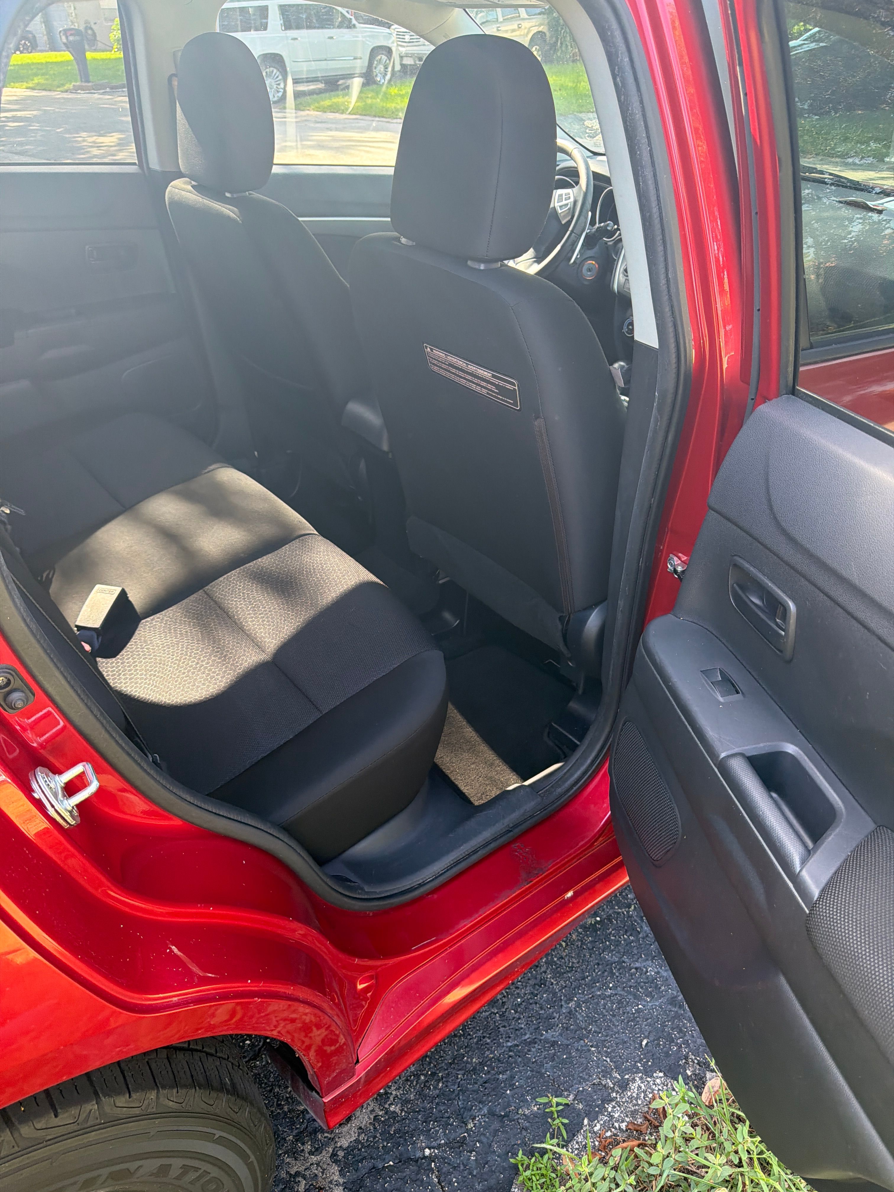 Used 2012 Mitsubishi Outlander Sport ES FWD image 15