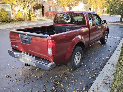 Used 2016 Nissan Frontier S image 6