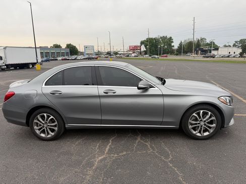 Used 2015 Mercedes-Benz C 300 4MATIC Sedan image 1