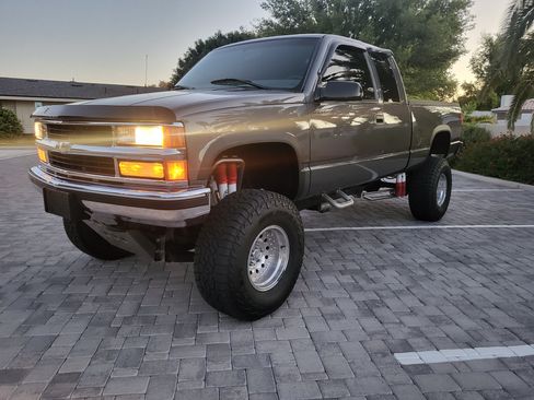 Used 1999 Chevrolet Silverado 1500 4x4 Extended Cab w/ Off-Road Chassis Pkg image 1