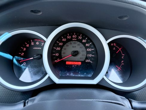 Used 2007 Toyota Tacoma PreRunner RWD image 5