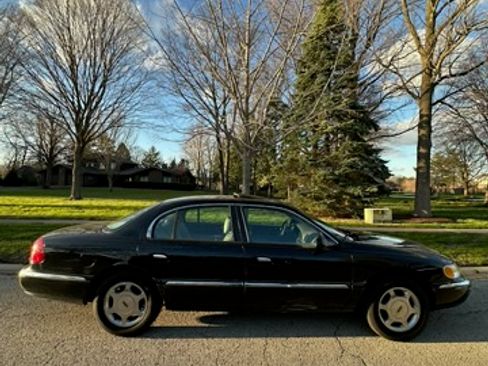 Used 2001 Lincoln Continental image 26