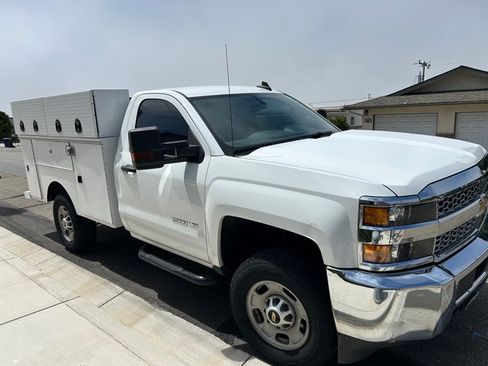 Used 2019 Chevrolet Silverado 2500 W/T w/ WT Convenience Package AWD/4WD image 5