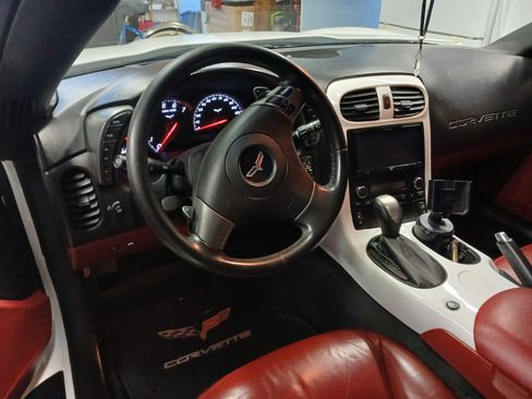 Used 2007 Chevrolet Corvette Convertible w/ Preferred Equipment Group image 15