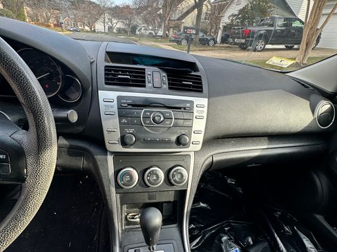 Used 2011 MAZDA MAZDA6 i Sport image 8