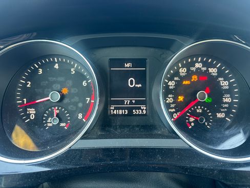 Used 2016 Volkswagen Jetta Sport w/ Lighting Package image 18