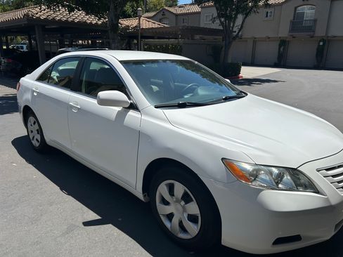 Used 2008 Toyota Camry LE FWD image 10