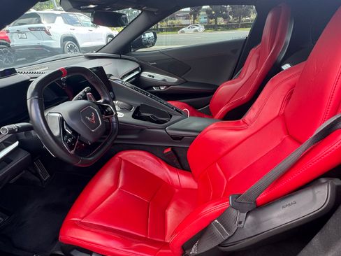 Used 2022 Chevrolet Corvette Stingray Coupe w/ 1LT image 9