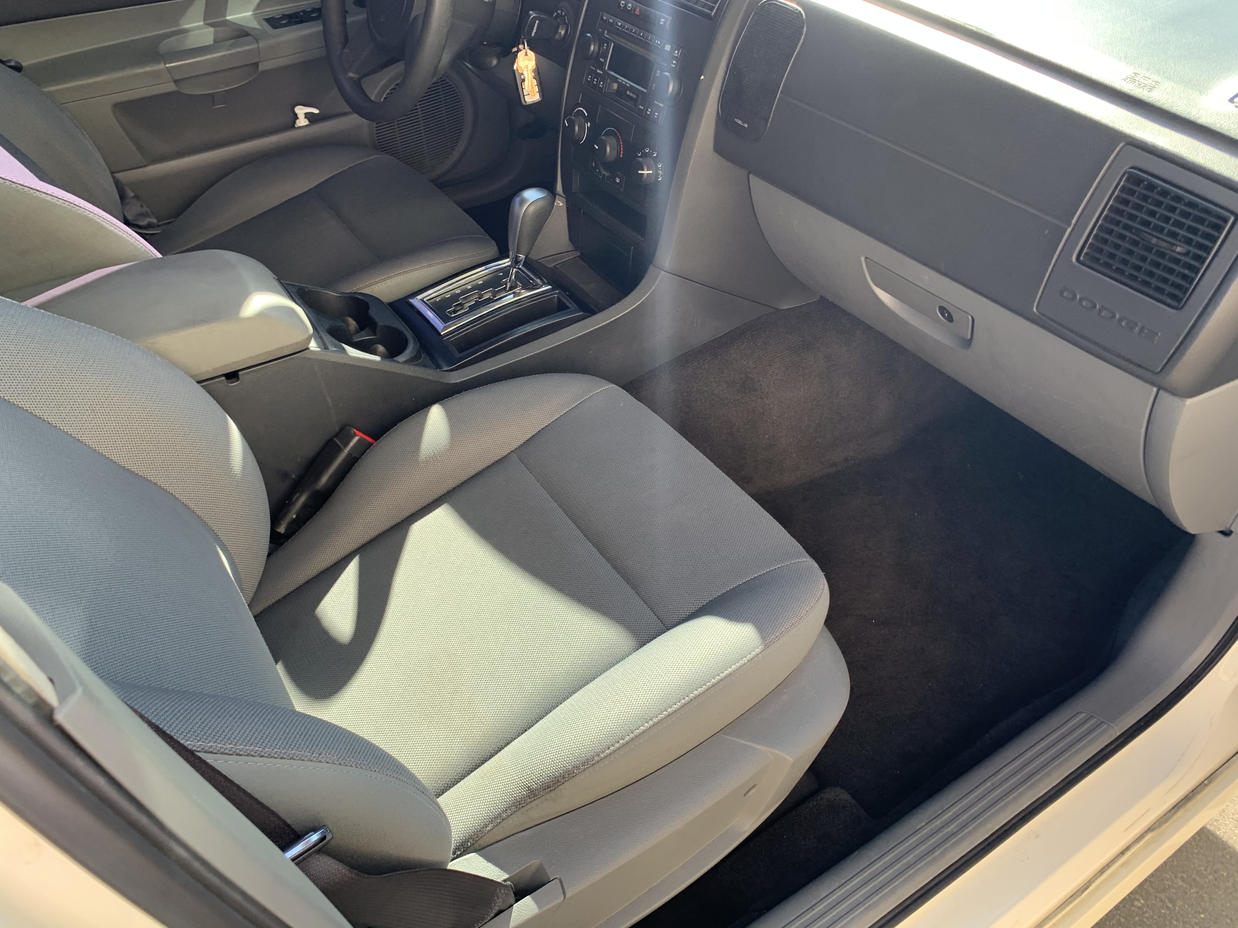Used 2005 Dodge Magnum SE RWD image 11