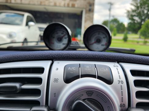 Used 2015 smart fortwo electric drive image 8
