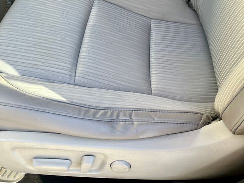 Used 2018 Toyota Highlander Plus image 16