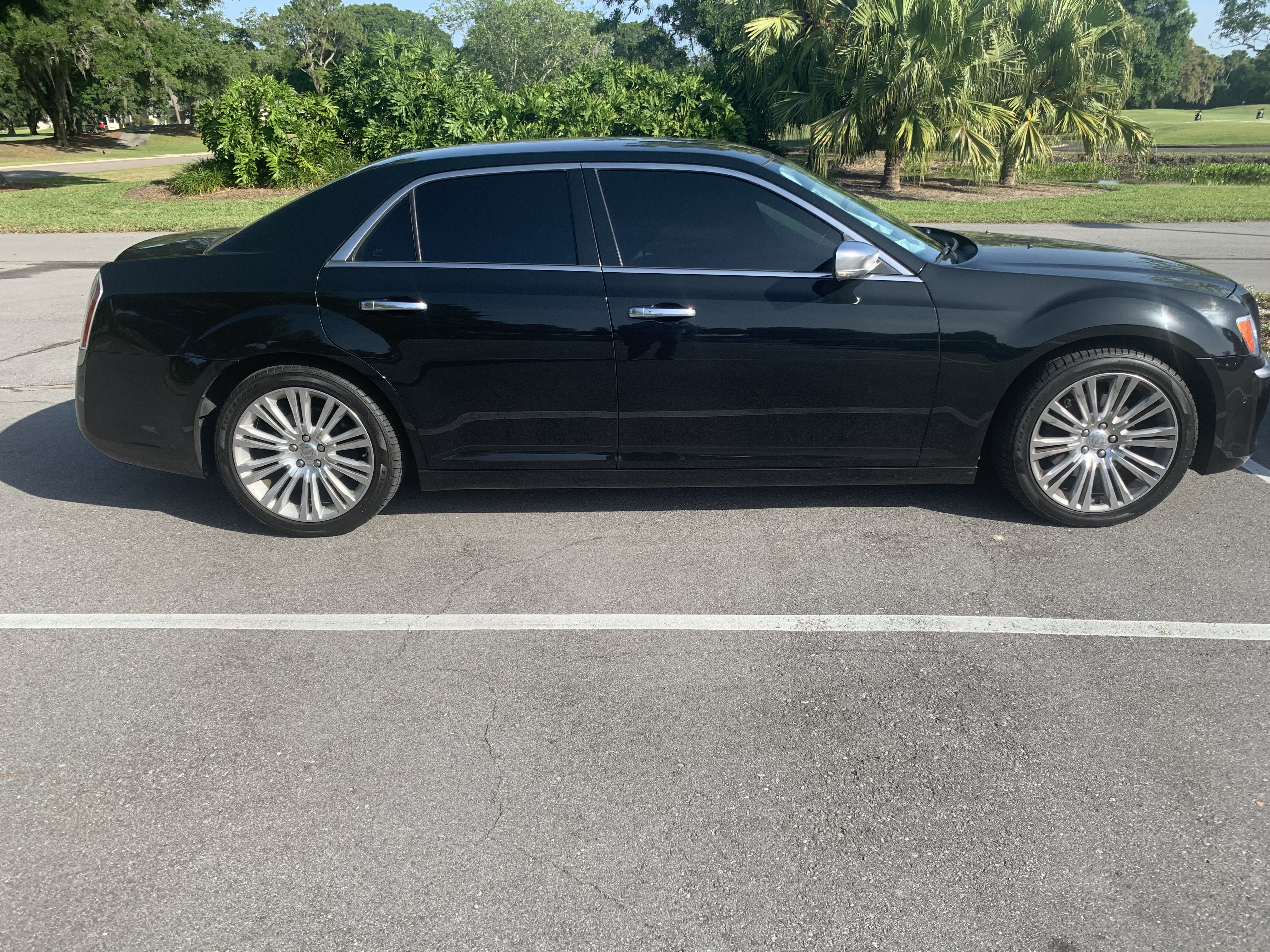 Used 2013 Chrysler 300 C Luxury Series w/ Light Group RWD image 1