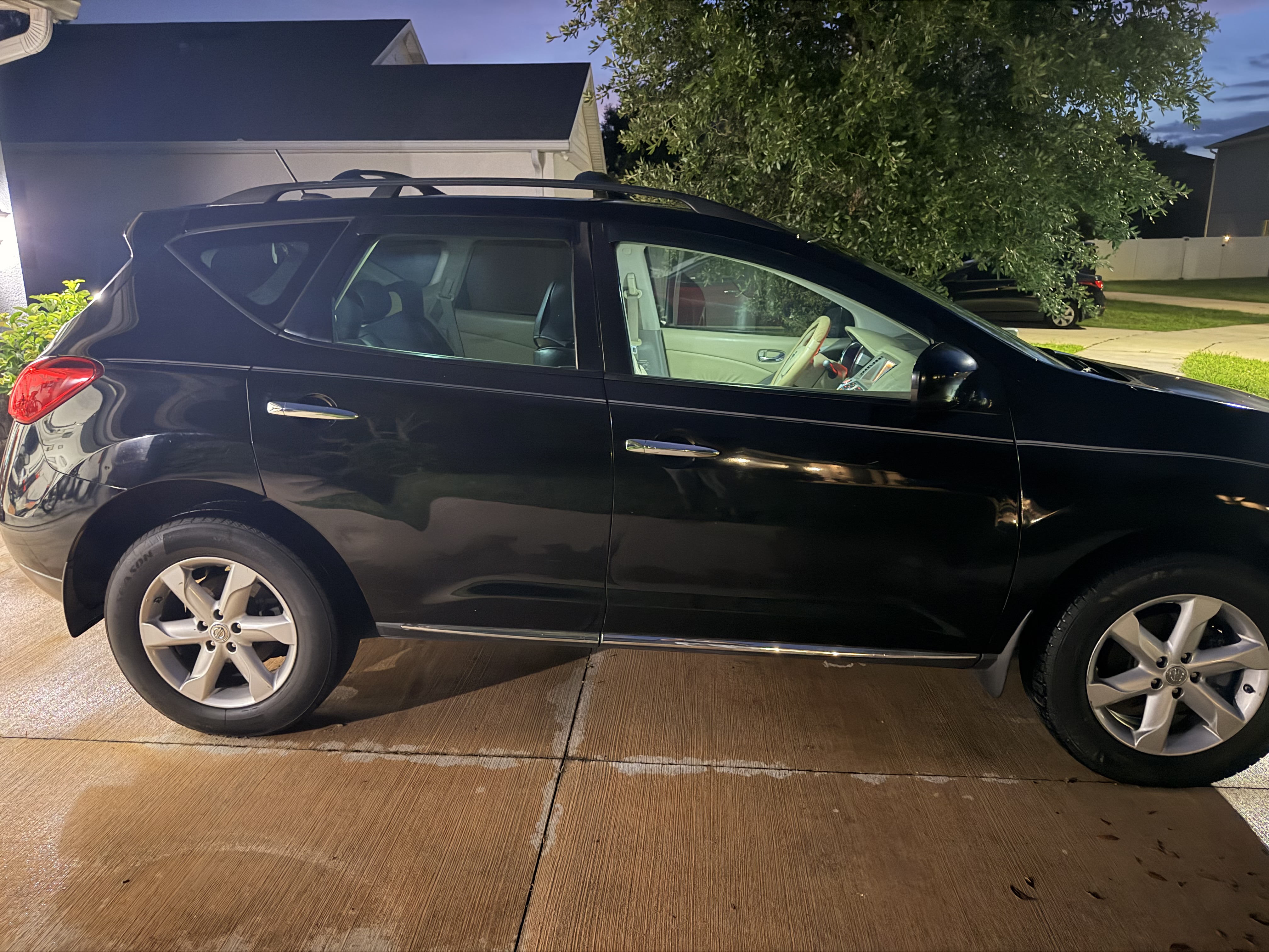 Used 2010 Nissan Murano SL w/ Leather Pkg FWD image 18
